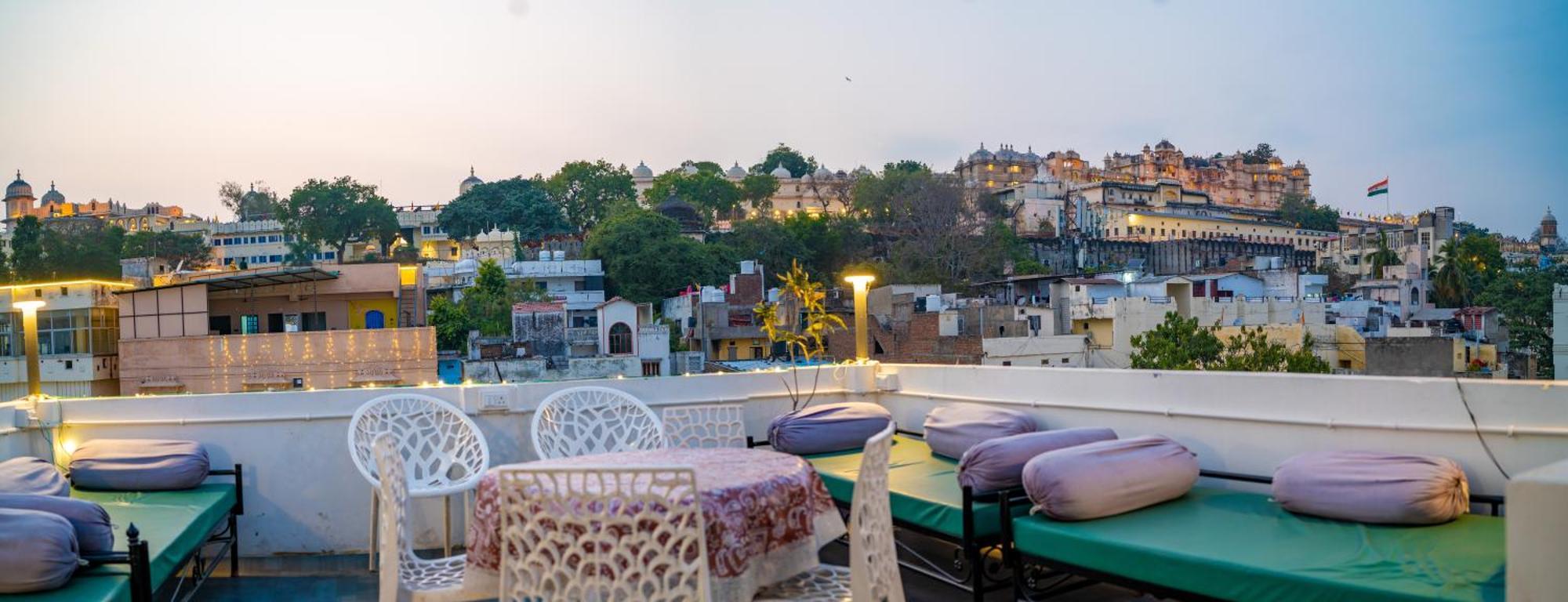 Footprint Hostel أُودايبور المظهر الخارجي الصورة